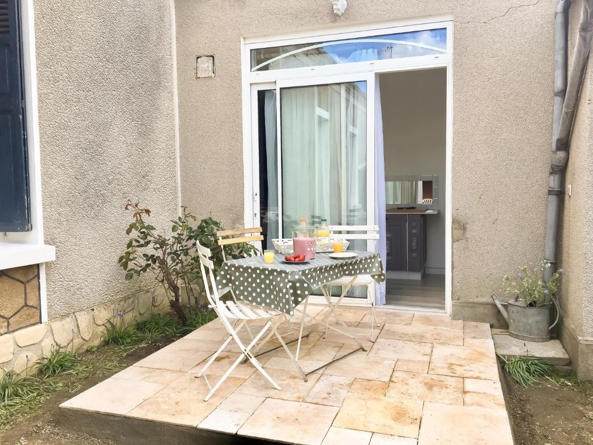 סיינט-פייר-דה-קורפס Maison De Ville Jardin 2Km De Tours מראה חיצוני תמונה